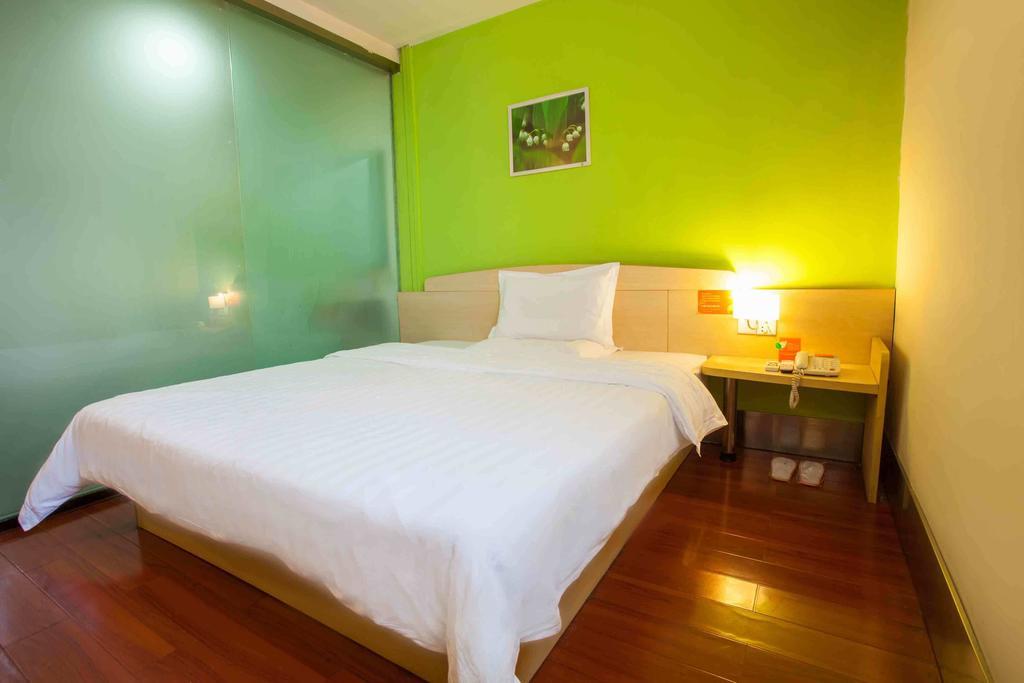 7Days Inn Yueyang East Maoling Pedestrain Street Chambre photo