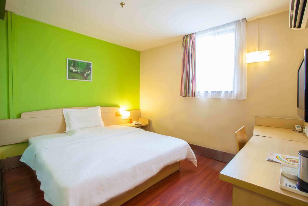 7Days Inn Yueyang East Maoling Pedestrain Street Extérieur photo